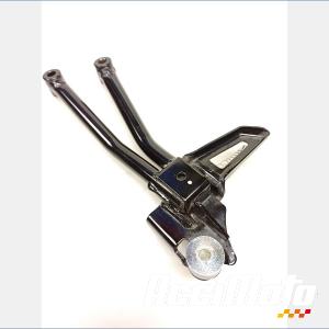 Platine repose-pied arrière (droit) SUZUKI GSXR 125