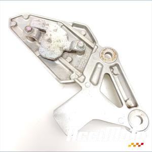 Platine repose-pied avant (gauche) HONDA CBR650F