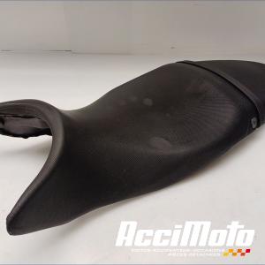 Selle (origine) TRIUMPH STREET TRIPLE 675