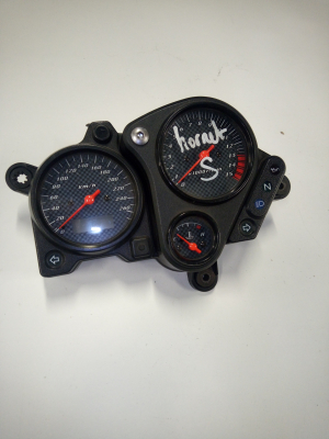 Compteur (tableau de bord) HONDA HORNET CB600S