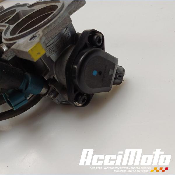 Pièce Moto Rampe d'injection (moteur) HONDA CBF1000