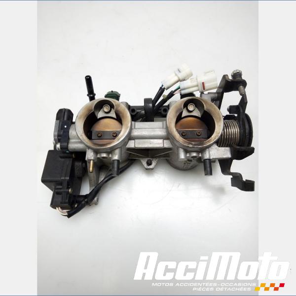 Pièce Moto Rampe d'injection (moteur) KAWASAKI ER6 N