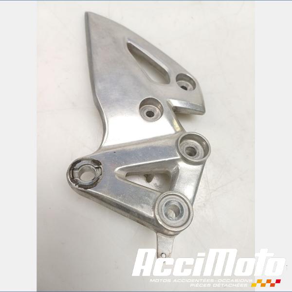 Pièce Moto Platine repose-pied avant (droit) SUZUKI GSXR 125