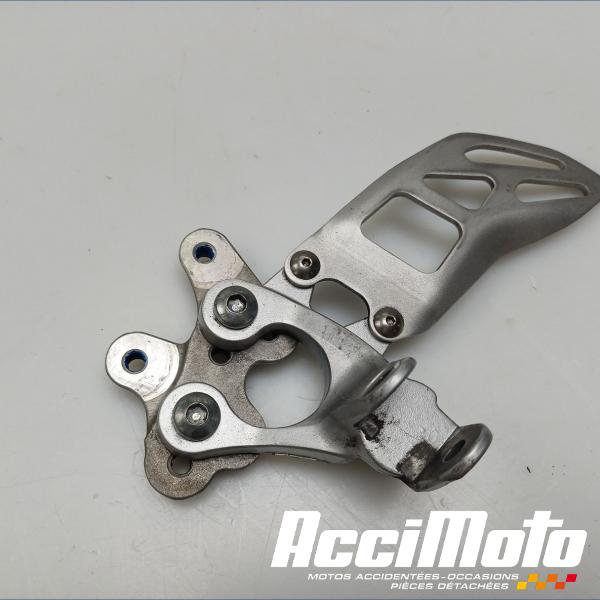 Part Motor bike Platine repose-pied avant (gauche) SUZUKI GSXR 750