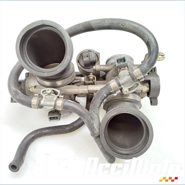 Part Motor bike Rampe d'injection (moteur) DUCATI MONSTER S2R 1000