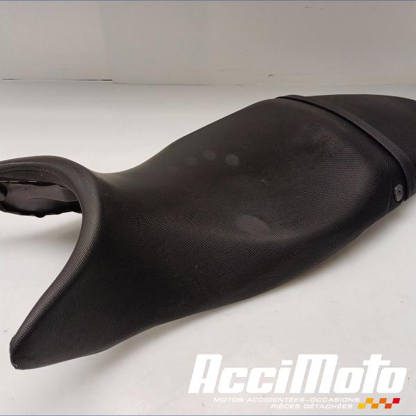 Pièce Moto Selle (origine) TRIUMPH STREET TRIPLE 675