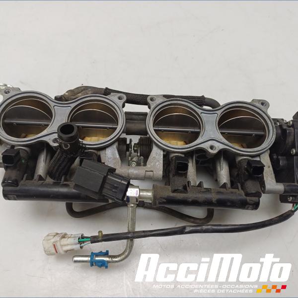 Part Motor bike Rampe d'injection (moteur) SUZUKI GSXR 1000