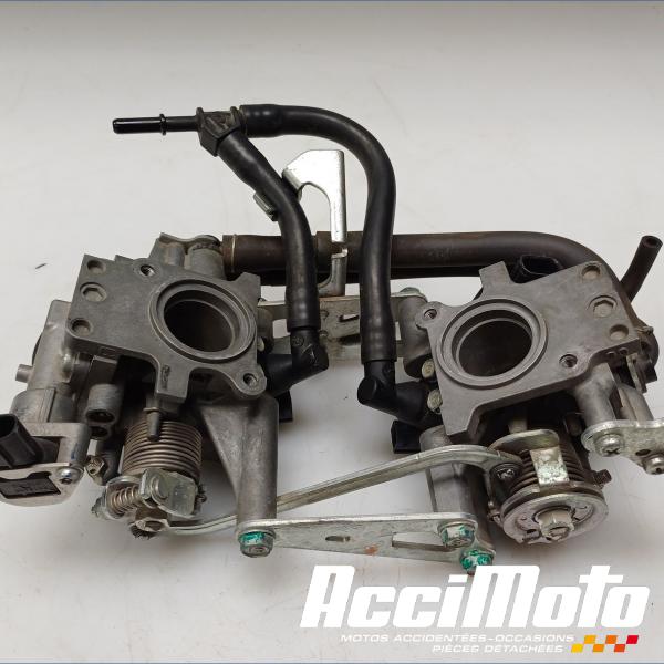 Part Motor bike Rampe d'injection (moteur) HONDA VARADERO XL125V