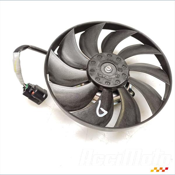 Pièce Moto VENTILATEUR D HONDA NT 1100