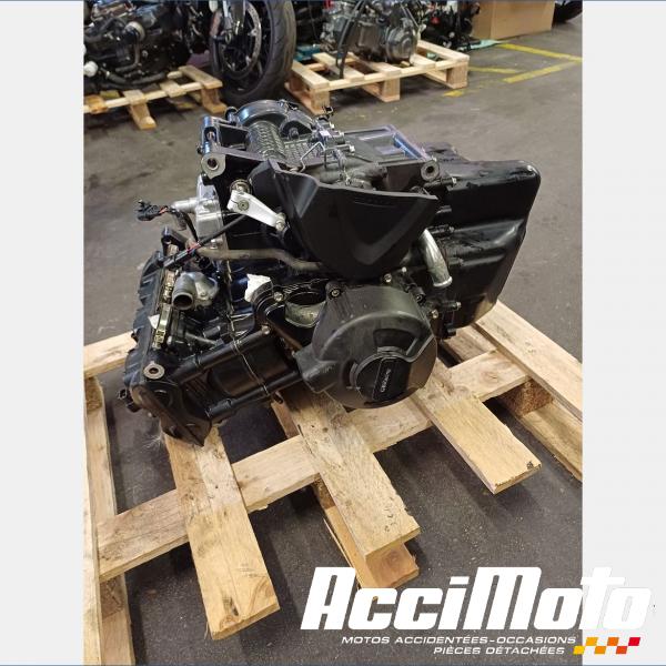 Pièce Moto MOTEUR THERMIQUE TRIUMPH STREET TRIPLE 675