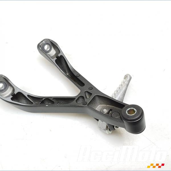 Pièce Moto Platine repose-pied arrière (droit) HONDA CBR1000RR