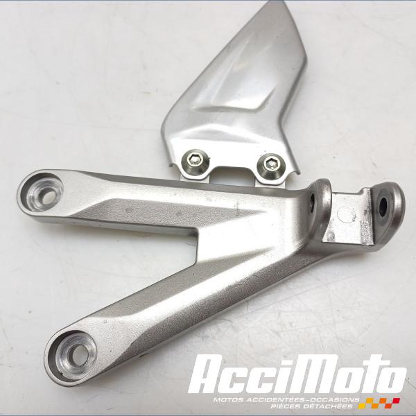 Pièce Moto Platine repose-pied avant (gauche) HONDA CBR1000RR