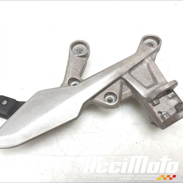 Pièce Moto Platine repose-pied avant (droit) HONDA CB500F