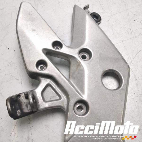 Part Motor bike Platine repose-pied avant (droit) HONDA CBR500R