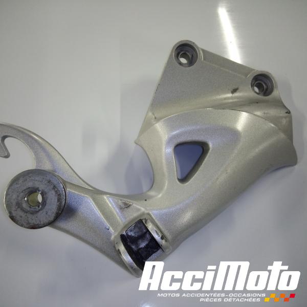 Pièce Moto Platine repose-pied arrière (droit) SUZUKI GSXR 1340 HAYABUSA