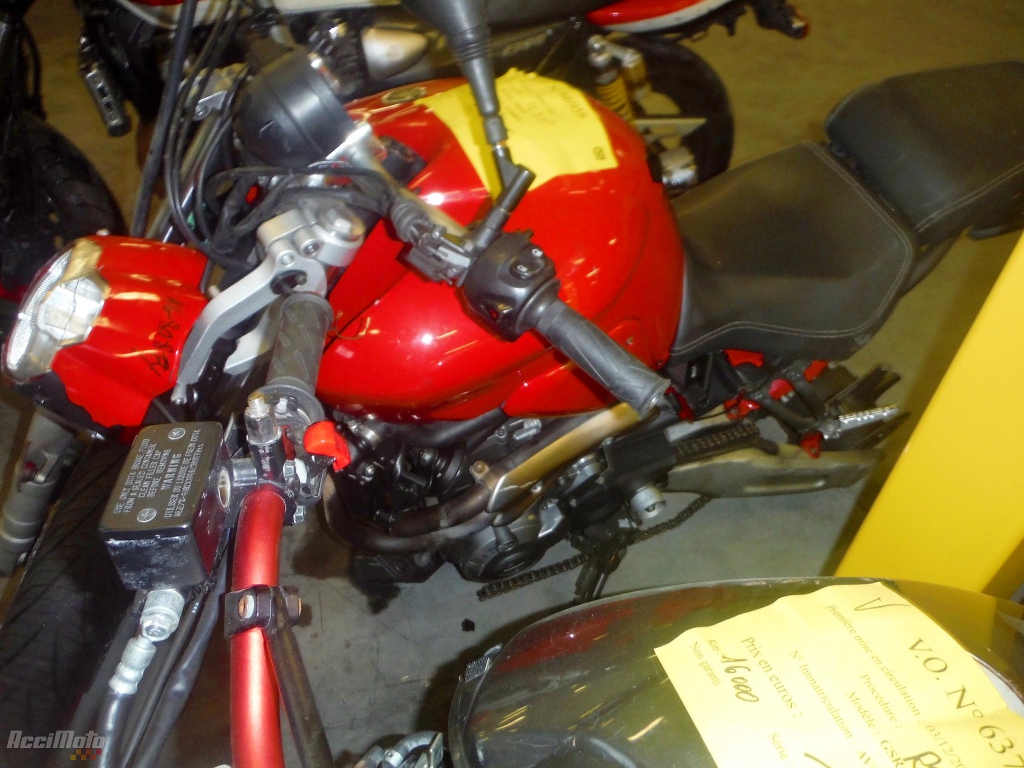 Moto accidentée YAMAHA MT-03 660 ROUGE