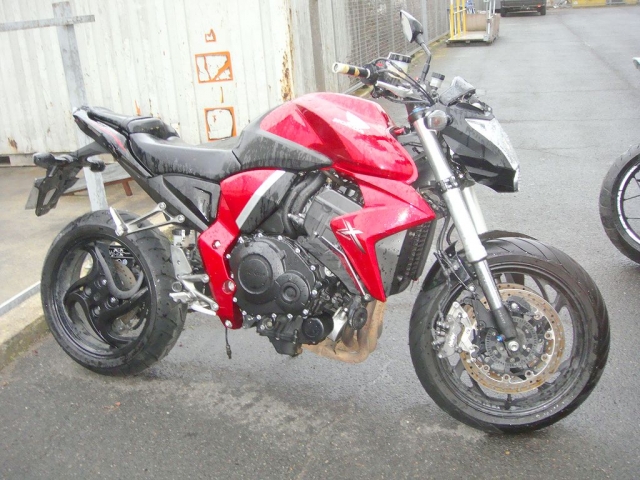 Honda Cb1000r Cb 1000 R Motor Bike Povredeni Motocikleti